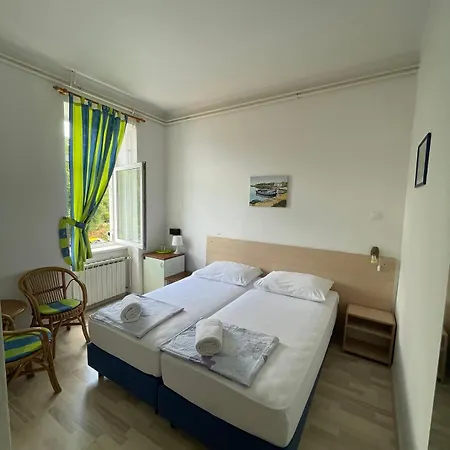 Eva 3* Omišalj