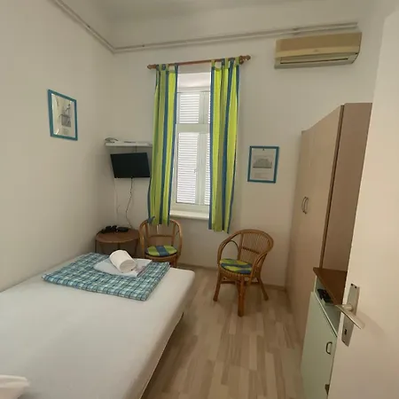 Bed and Breakfast Eva 3*