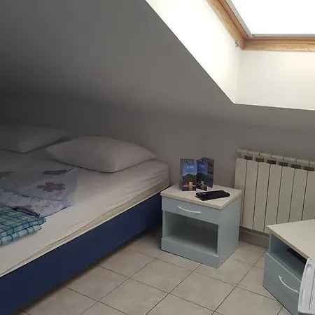 Eva Bed and Breakfast Omišalj