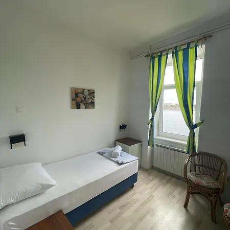 Frühstückspension Bed&breakfast Eva Omišalj