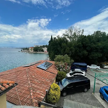 Bed & Breakfast Bed&breakfast Eva Omišalj