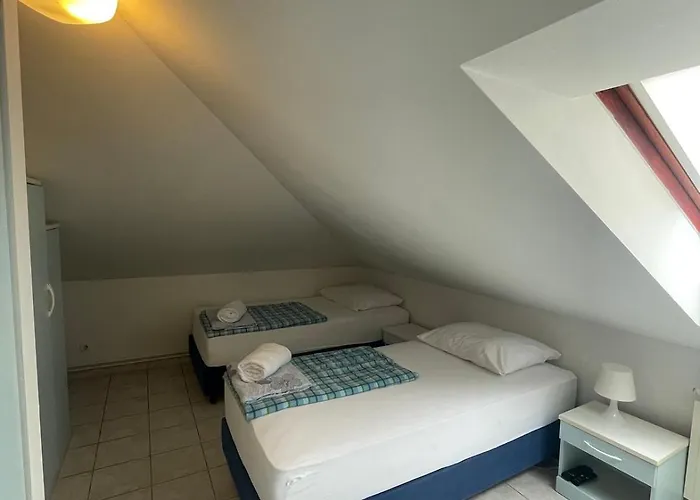 Bed & Breakfast Bed&breakfast Eva Omišalj