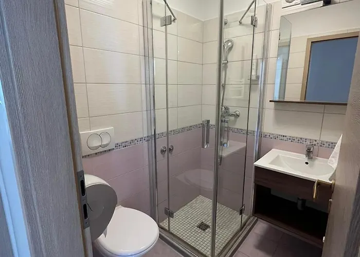 住宿加早餐酒店 Eva 3*