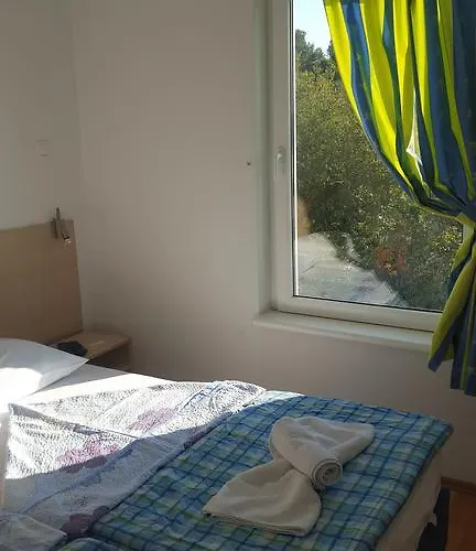 Bed & Breakfast Bed&breakfast Eva Omišalj