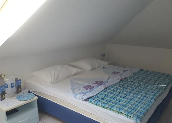 Bed & Breakfast Bed&breakfast Eva Omišalj