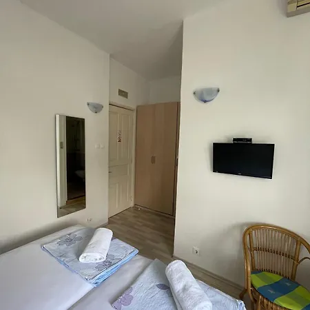 Bed&breakfast Eva 3* Омишаль